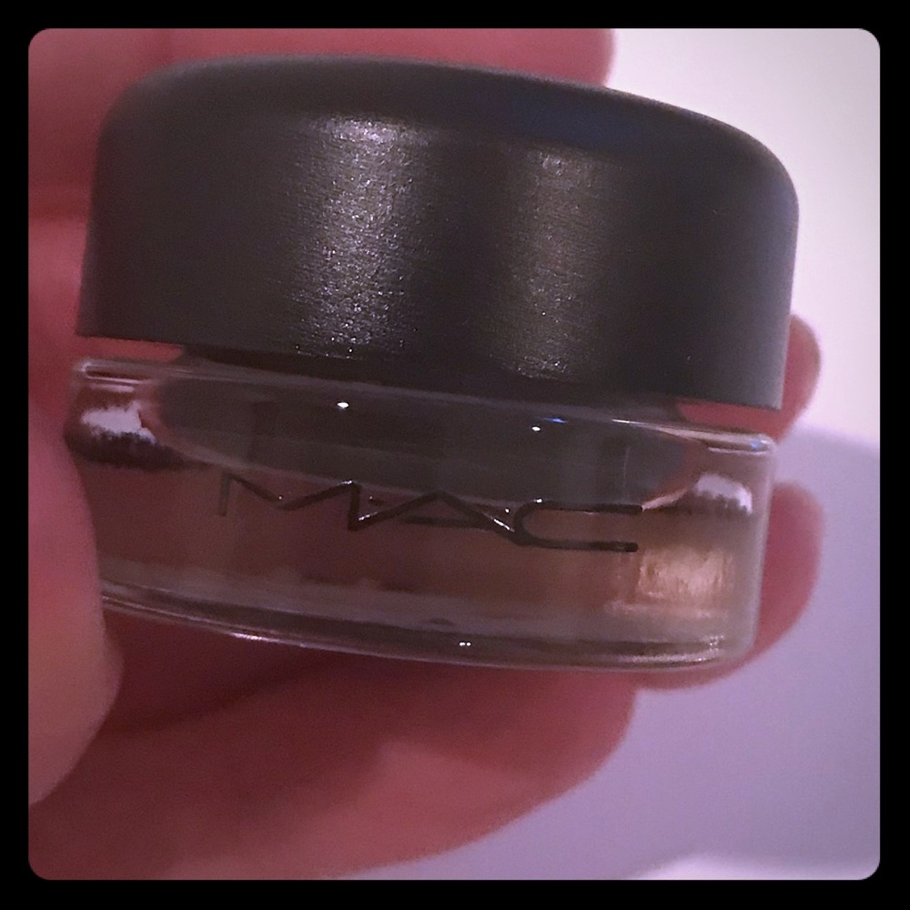 Mac fluidliner